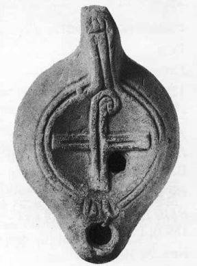 Светильникс крестом напоминающеим символ Анх. Египет, 4 век. Эрмитаж. 